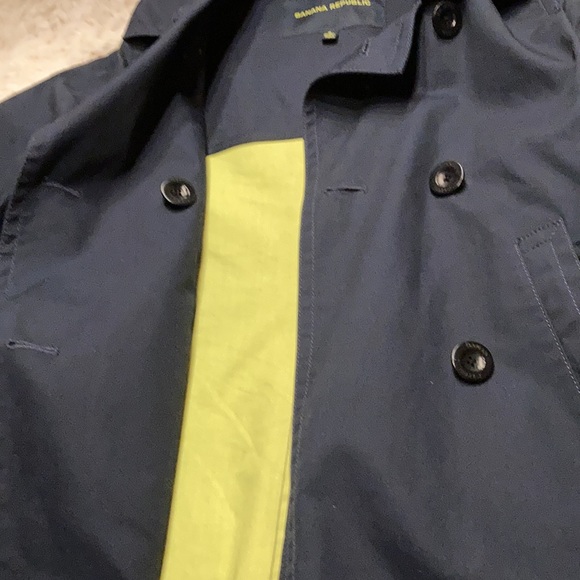 Banana Republic Lightweight/Rain Jacket - Picture 5 of 8